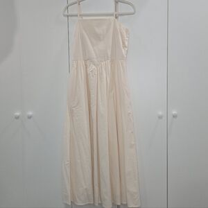 Elegant Cream Women's Dress